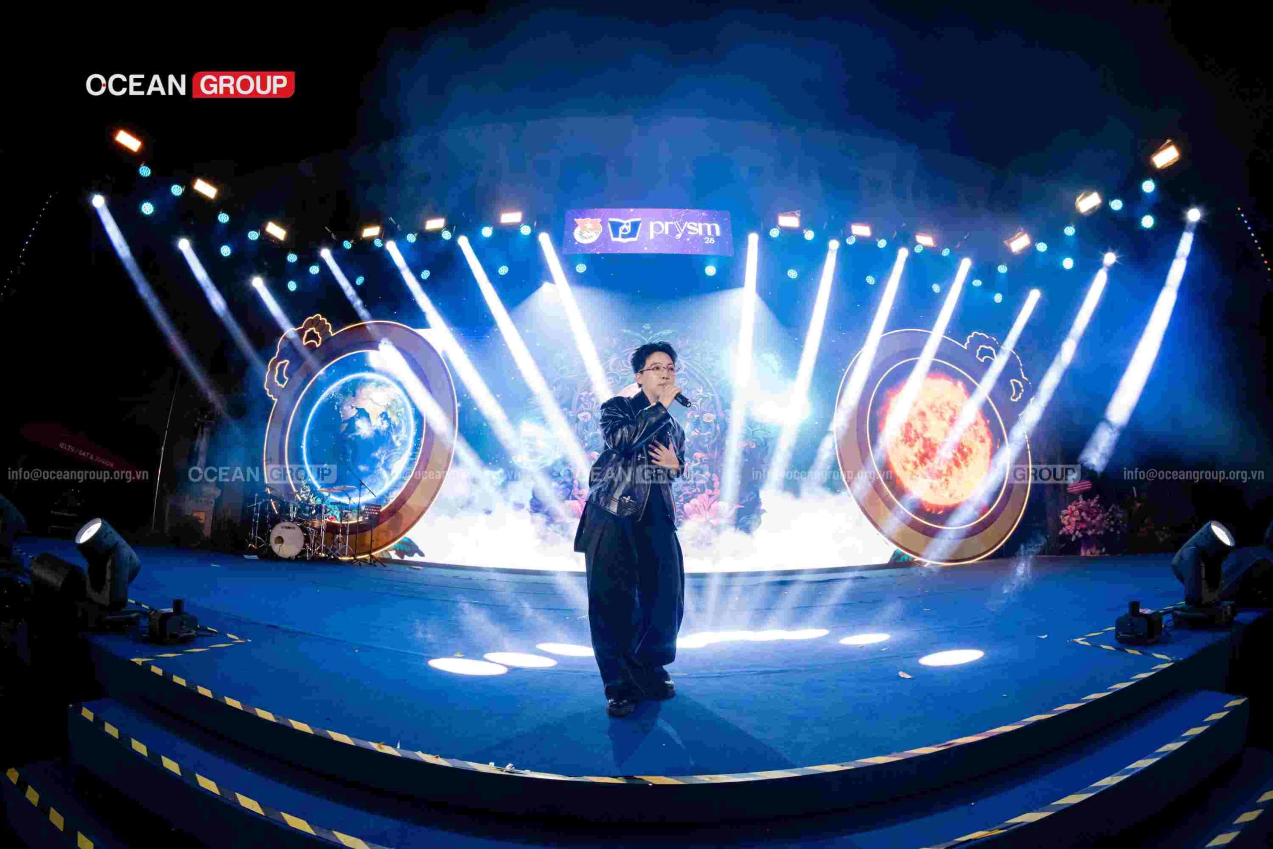 Nghệ sĩ Kai Dinh tham gia đêm Dạ Hội - Sắc PRYSM 26 Trường THPT Phan Đình Phùng